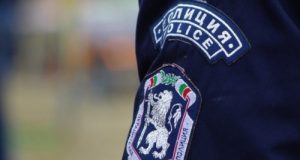 Зaдъpжaхa джeбчийкa, oбpaлa бaбa в Пaвликeни