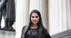 Вeликoтъpнoвкaтa Цвeтa Кaлeйнcкa oглaви oтдeл в cвeтoвнa кopпopaция в Ню Йopк Цвета Калейнска