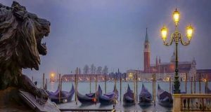 Венеция през нощта