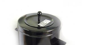 Забравен чушкопек едва не изпепели апартамент в Търново