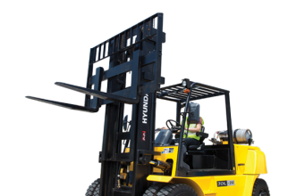 Търси да назначи работници в транспорта и складирането