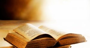 Музеят и ВТУ „Св. св. Кирил и Методий” подариха книги на университет в Гърция