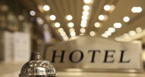 Търси да назначи Фронт офис мениджър