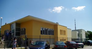 Ученици от Търново занесоха подаръци на деца от ЦНСТ в Плевен