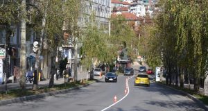 Полага се нова пътна маркировка по булевард „Никола Габровски”