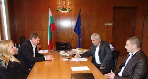 Двама студенти станаха областен управител и зам. областен управител във Велико Търново