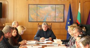 Съставят планове за снегопочистването на населените места в община В. Търново