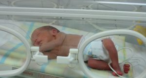 Стая за родилки и техните недоносени бебета се изгражда в МОБАЛ – Велико Търново