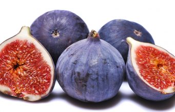 Всяка смокиня съдържа по една оса