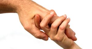 670 лева бяха събрани на миналогодишния Благотворителен коледен базар в СУ „Емилиян Станев“