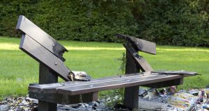 Около 70,000 лв. годишно дава Община Велико Търново за отстраняване на щети от вандалски набези