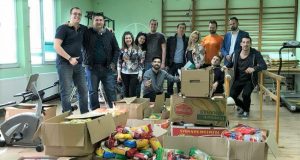 1,466 кг събрана храна и над 1,000 включили се добри хора